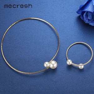 The Embrace Pearl and Crystal Necklace set