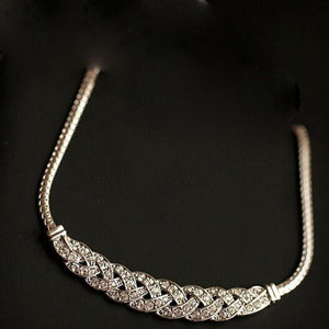 Woven And Sparkles Necklace