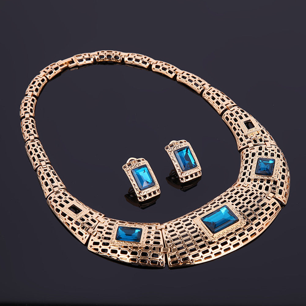 Knots And Stones Necklace Sets