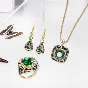 The Elizabeth Necklace Sets