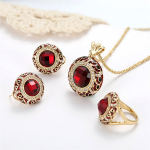 The Elizabeth Necklace Sets