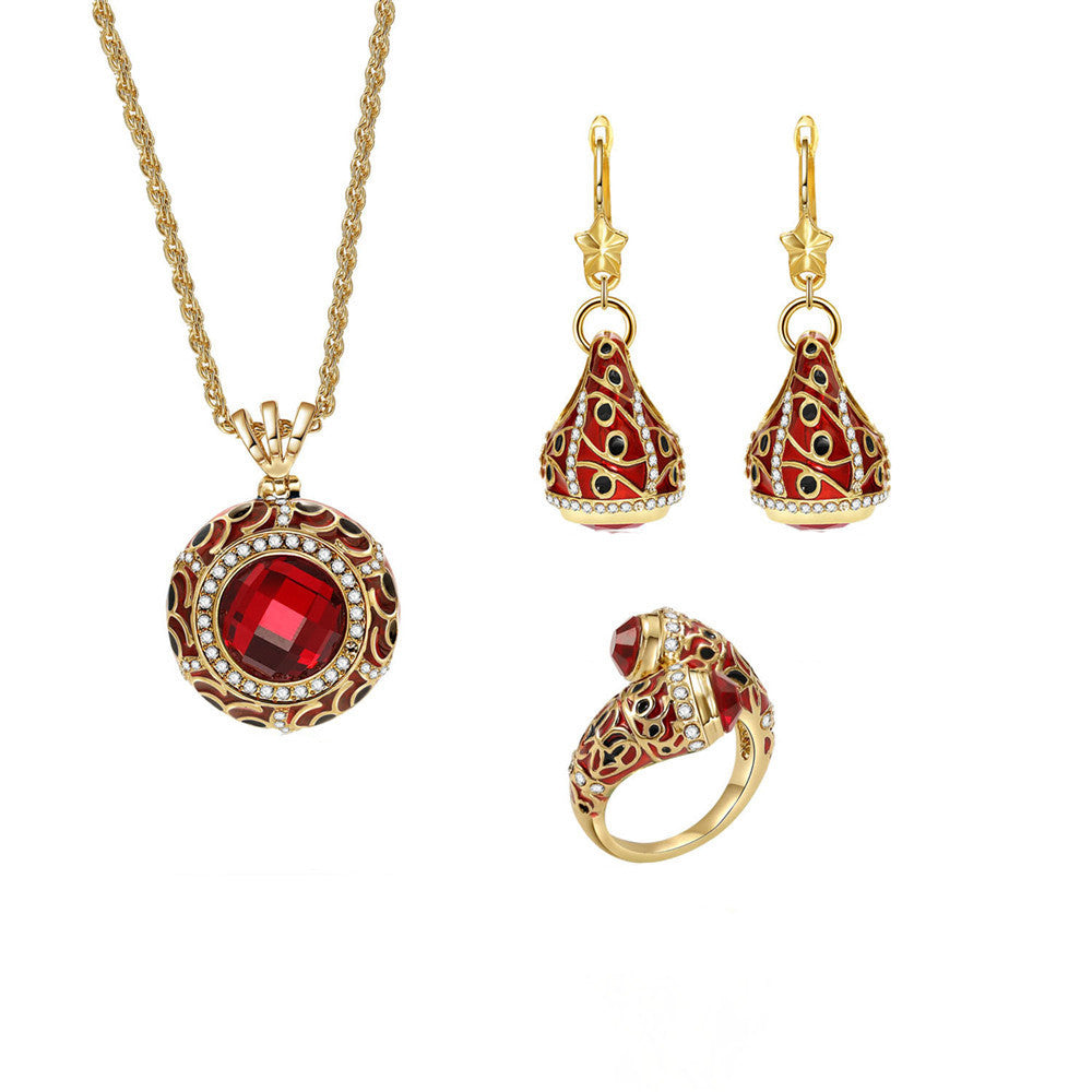 The Elizabeth Necklace Sets